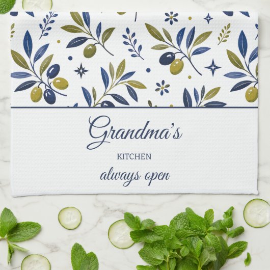 Oma's Keuken Altijd Open Olijftak Patroon Theedoek (Gevouwen)