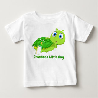 Oma's kleine Baby T-Shirt