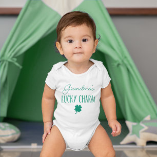 Oma's Lucky Charm Stortstaardag van Patrick Romper