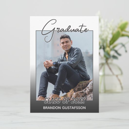 Ombre Black Grey White Minimalist Afstuderen Aankondiging (Staand voorkant)