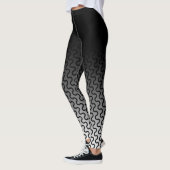 Ombre & Black & White Waves Retro Pattern 2 Leggings (Links)