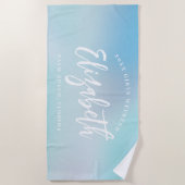 Ombre Blauw Meisjes Weekend Gepersonaliseerde Naam Strandlaken (Voorkant)
