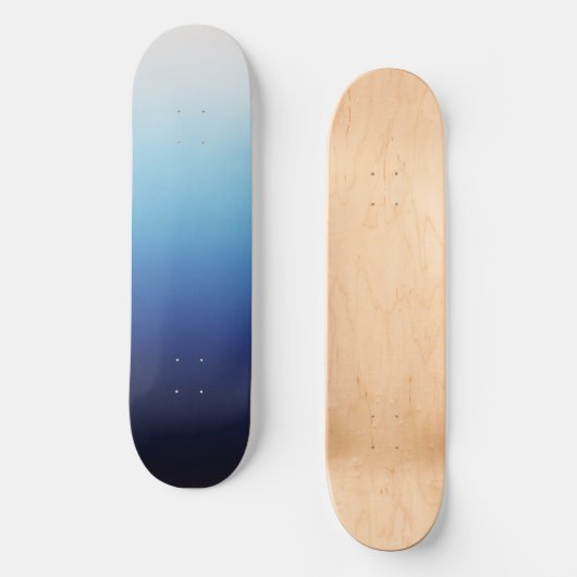 Ombre Blue Skateboard (Voorkant)