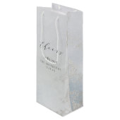 Ombre Dusty Blue Frosted Cheers Bruiloft Wijn Cadeautas (Voorkant Gekanteld)