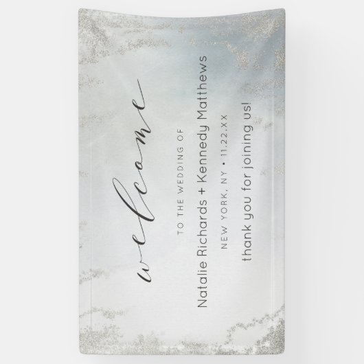 Ombre Dusty Blue Frosted Silver Bruiloft Welkom Spandoek (Verticaal)