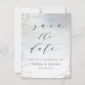 Ombre Dusty Blue Frosted Wedding Save the Date Magnetische Uitnodiging (Voorkant)