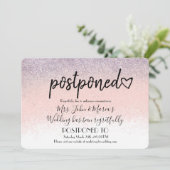 Ombre Glitter New Date Postponement Wedding Kaart (Staand voorkant)
