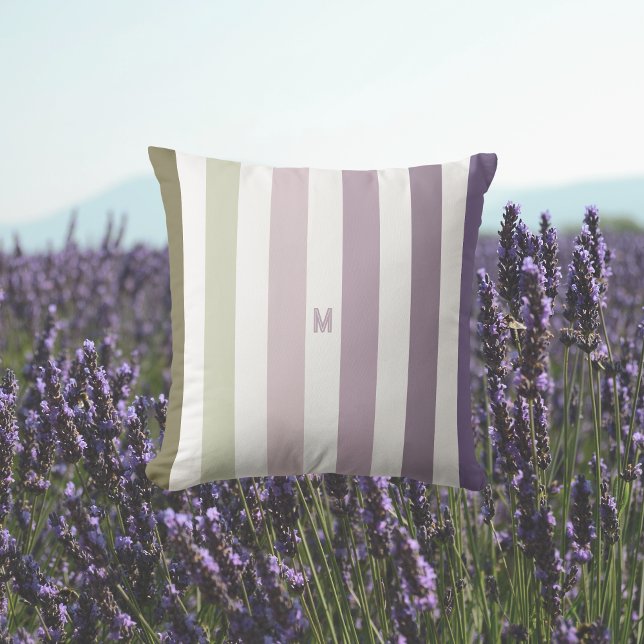 Ombre Lavender Field Strip & Personalized Monogram Buitenkussen (Creator heeft geüpload)