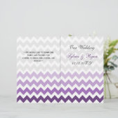 Ombre paars Chevron vouded Wedding Programme (Staand voorkant)