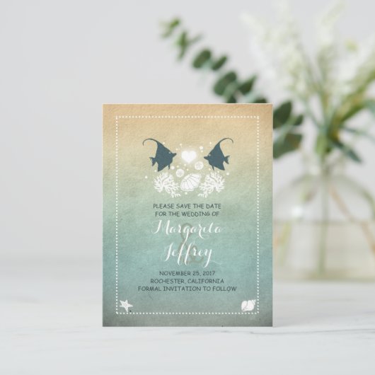 Ombre schattig strand save the date briefkaarten (Staand voorkant)