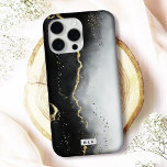 Ombre Zwart & Goud Moody Agaat Modern Monogram iPhone 16 Pro Hoesje<br><div class="desc">Bescherm uw telefoon in stijl met deze elegante "Eetherische nevel" iPhone-hoes met een boeiend ontwerp en glinsterende faux metallic accenten. Dit hoesje is ideaal voor liefhebbers van luxe en moderne kunst en is beschikbaar voor veel iPhone- en Samsung-modellen en biedt zowel Barely There als Tough hoesje-opties die bij uw levensstijl...</div>