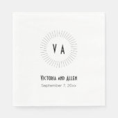 Omcirkeld monogram met naam en trouwdatum servet (Voorkant)