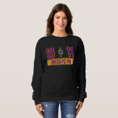 Omega Psi Phi broederschap parafernalia, Omega Psi Trui (Voorkant volledig)