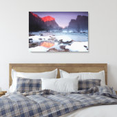 Omega Red Canvas Afdruk (Insitu (Slaapkamer))