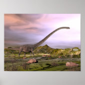 Omeiaurus loopt in de woestijn door zonsondergang poster (Voorkant)