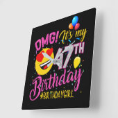 OMG Het is mijn 47e meisje van de geboorte. Vierkante Klok (Hoek)