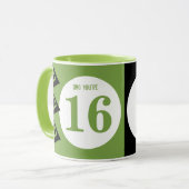 OMG je bent 16 monogram, groen en zwart Mok (Voorkant links)