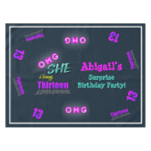 OMG Ze maakt van 13 verrassingsfeest Tafelkleed (Voorkant (Horizontaal))