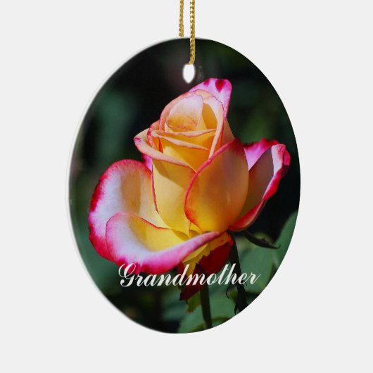 Omgrootmoeder Rood en Geel en Roze Roses Ornament (Rechts)