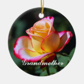 Omgrootmoeder Rood en Geel en Roze Roses Ornament (Voorkant)