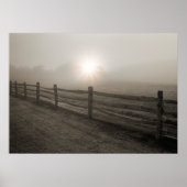 Omheining en Sunburst Through Fog bij Sharon Poster (Voorkant)