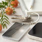 Omheining en Sunburst Through Fog bij Sharon Sleutelhanger (Voorkant Rechts)