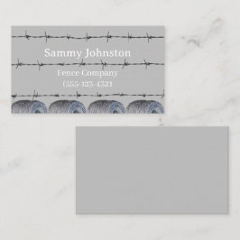 Omheining met barbaarse draad erop visitekaartje