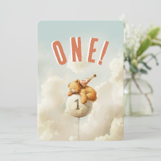 Omhoog, Omhoog en Weg Beer-thema Eerste Verjaardag Kaart (Staand voorkant)