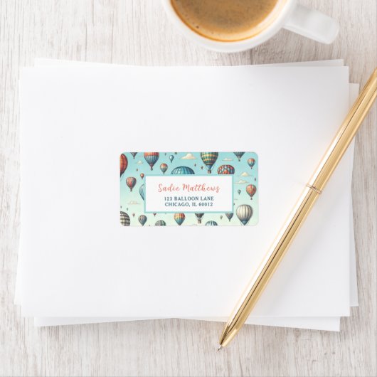 Omhoog, omhoog en weg! Waanzinnige heteluchtballon Etiket (Insitu)