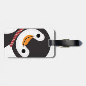 Omkeerbare knuffel van een pinguïn met sjaal en bo bagagelabel (Achterkant horizontaal)