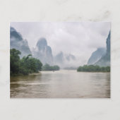 Omlaag in de Yangshuo-rivier Briefkaart (Voorkant)