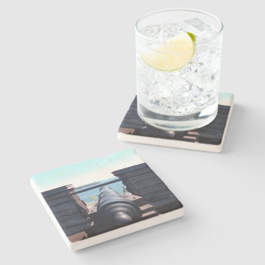 Omlaag kijkend stenen onderzetter (Zijkant)