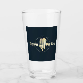 Omlaag met tien puntenglazen glas