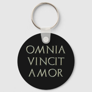 Omnia Vincit Amor Sleutelhanger