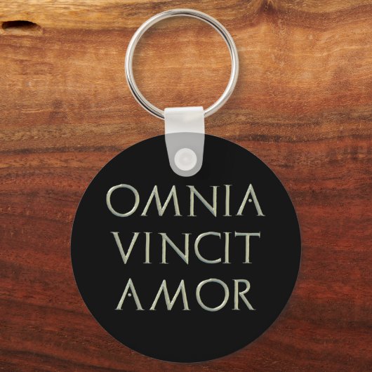 Omnia Vincit Amor Sleutelhanger (Voorkant)