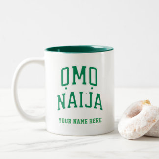 Omo-Naija — Gepersonaliseerde Nigeriaanse Tweekleurige Koffiemok