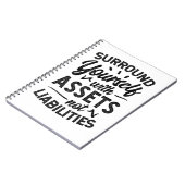 Omring van jezelf met activa zonder passiva notitieboek (Linkerzijde)