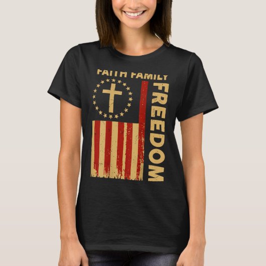 On-back Patriotic Christian Faith Family Dom God C T-shirt (Voorkant)