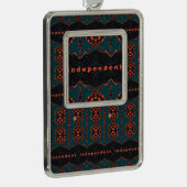Onafhankelijk en trots verzilverd omlijst ornament (Rechts)