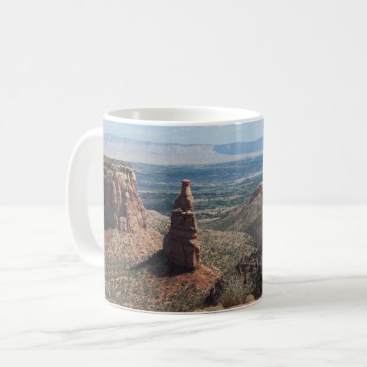 Onafhankelijkheidsmonument Mok (Voorkant links)