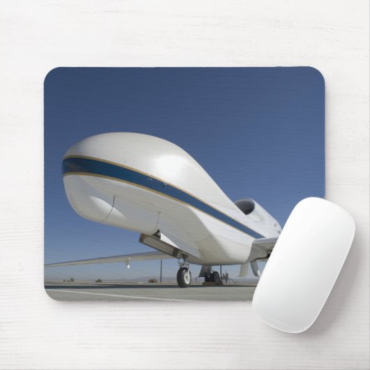 Onbemand vliegtuig 2 van Global Hawk Muismat (Met muis)