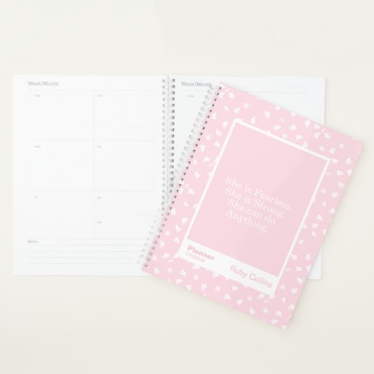 Onbevreesde Blush Minimale Bloemige Citaten Planner (Display)