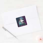 Onbevreesde witte wolf onder de maan empowerment vierkante sticker (Envelop)