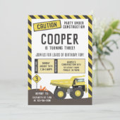 Onder bouwafval wordt elke dag een etmaal gesleurd kaart (Staand voorkant)