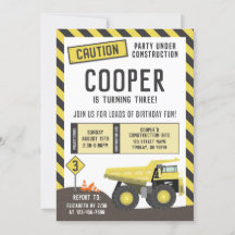 Onder bouwafval wordt elke dag een etmaal gesleurd