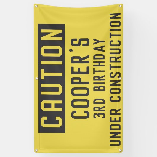 Onder bouwafval wordt elke dag een etmaal gesleurd spandoek (Verticaal)