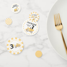 Onder bouwplaats vrachtwagens jongen verjaardagsta