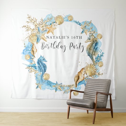 Onder de achtergrond van de Zee Blue Gold Birthday Wandkleed (In Situ (horizontaal))