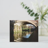 Onder de brug briefkaart (Staand voorkant)