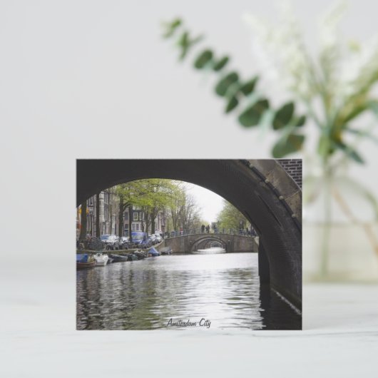 Onder de brug van Amsterdam Briefkaart (Staand voorkant)